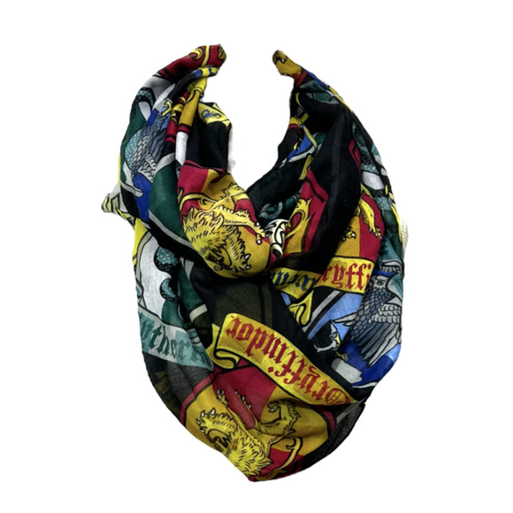 Harry Potter Hogwarts House Crests Wizarding World Infinity Print Scarf NEW - Picture 1 of 5